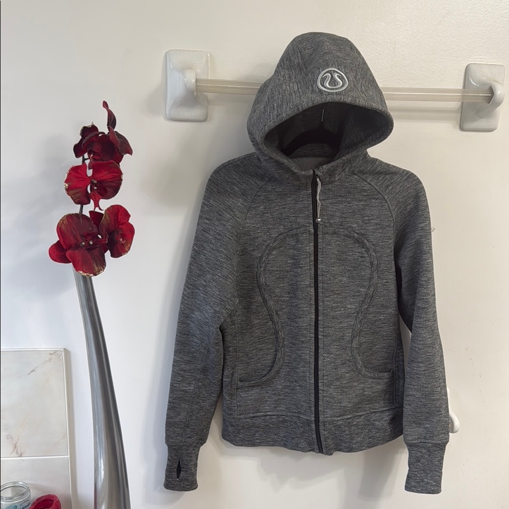 Lululemon Scuba Hoodie (US Size M)